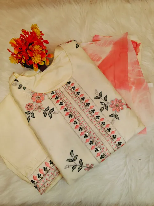 EMBIRODARY U SHAPED KURTI SET KS054